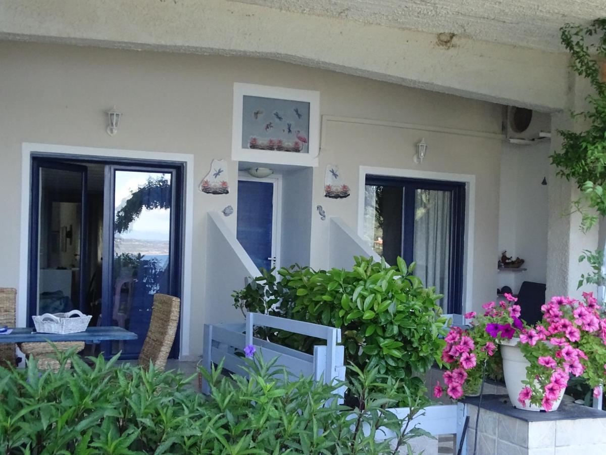 Blue Dreams Guest House Almiropotamos Bagian luar foto