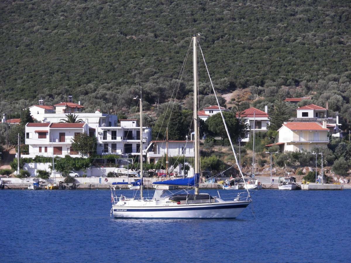 Blue Dreams Guest House Almiropotamos Bagian luar foto